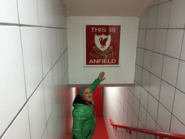 Peter Stiller zu Besuch beim FC Liverpool